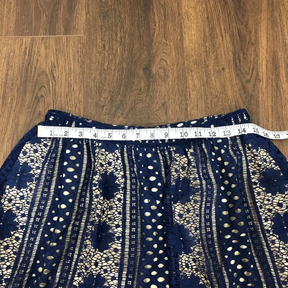 Blue Rain Rair Sz L Blue Floral Lace Outer Design Back Zip Knee Length Skirt - Picture 3 of 9